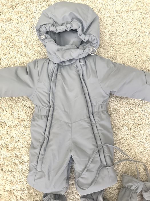 Продам комбинезон-трансформер 3в1