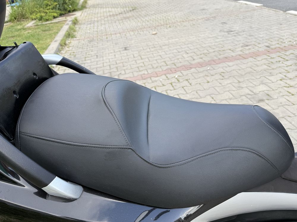Piaggio MP3 LT  L5E cat B 2011 impecabil