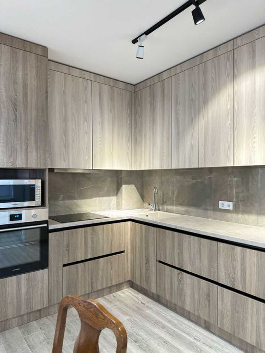 Дава се под наем Двустаен апартамент в София, Зона Б-5 - 65 кв.м за 380 € - Снимка #1