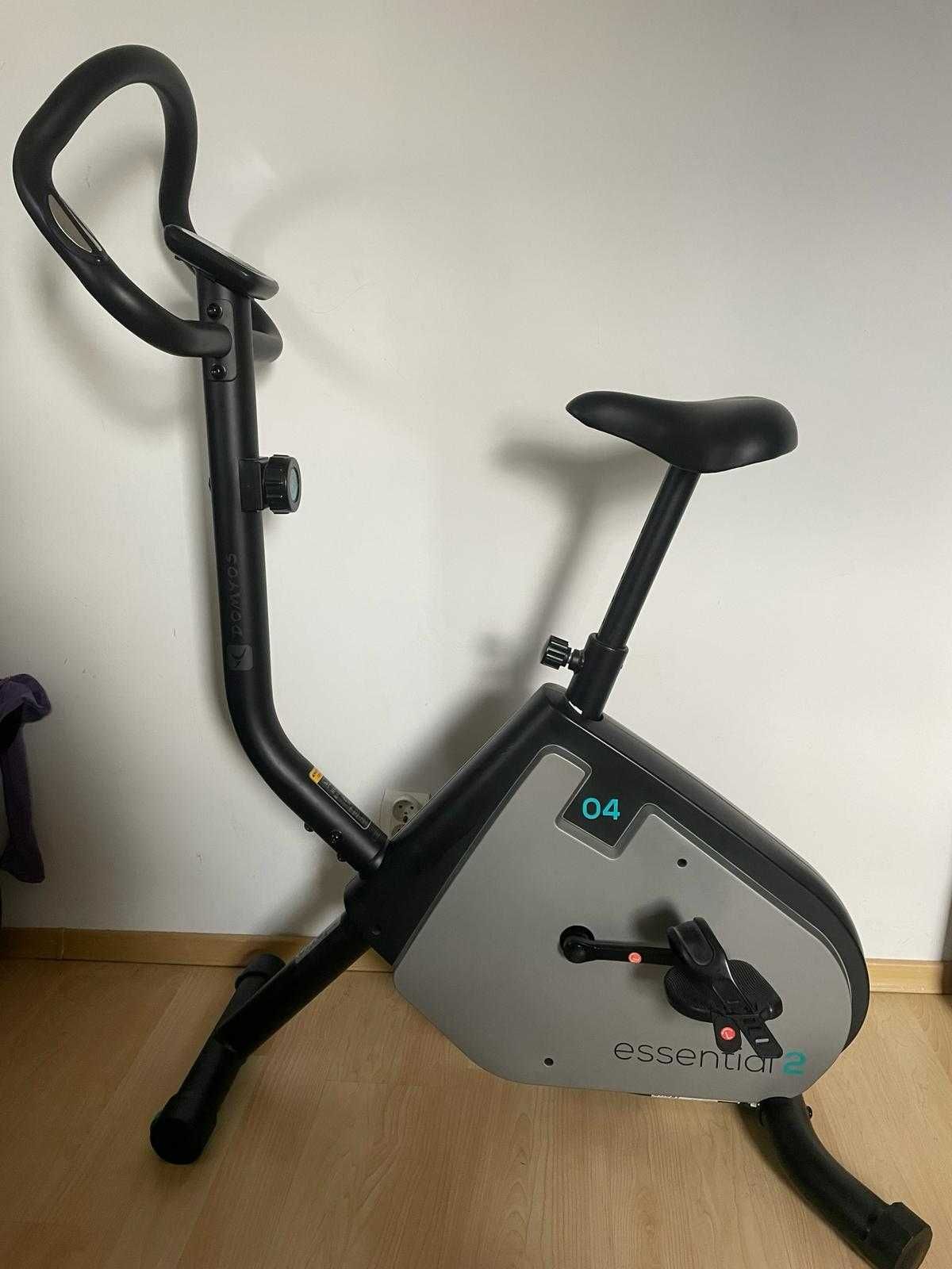 Bicicleta fitness DOMYOS ESSENTIAL 2 (04). Stare perfecta!