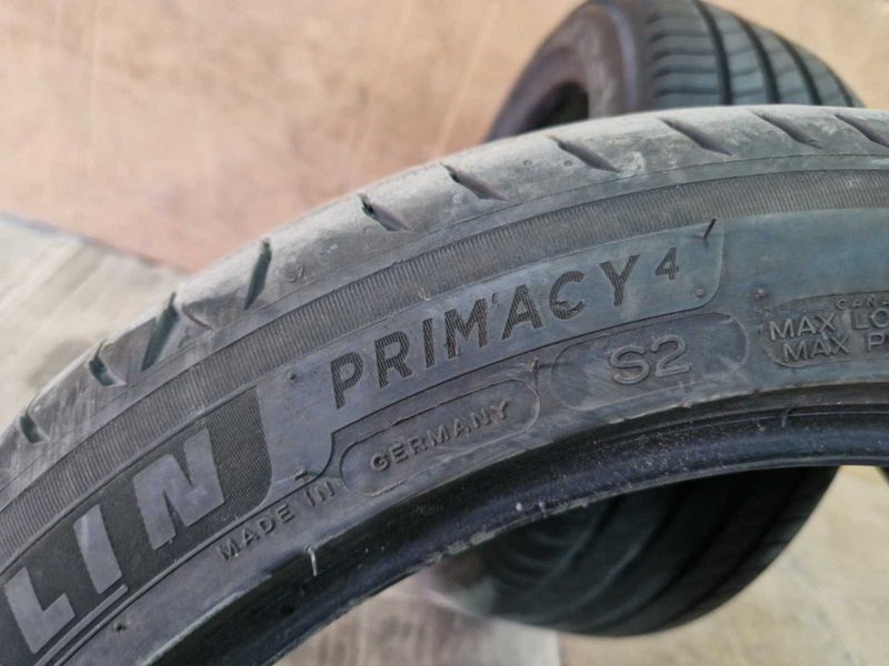 2 Michelin R17 225/45 Anvelope de vară Dot3721