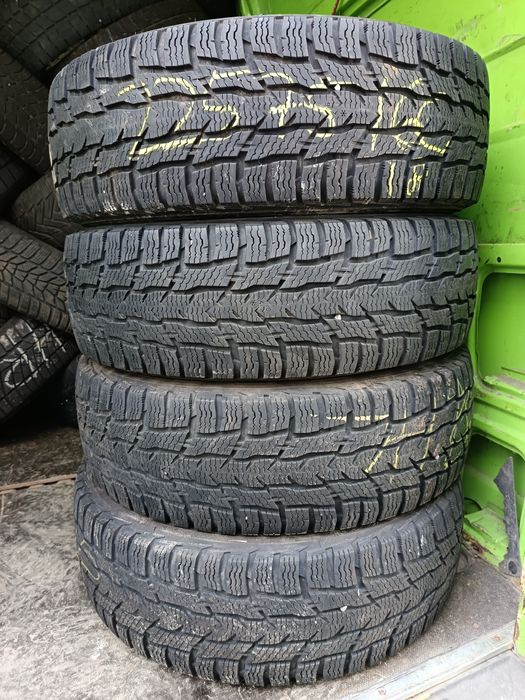 Anvelope MS iarna 225 75 16c nokian 2018 7.5mm
