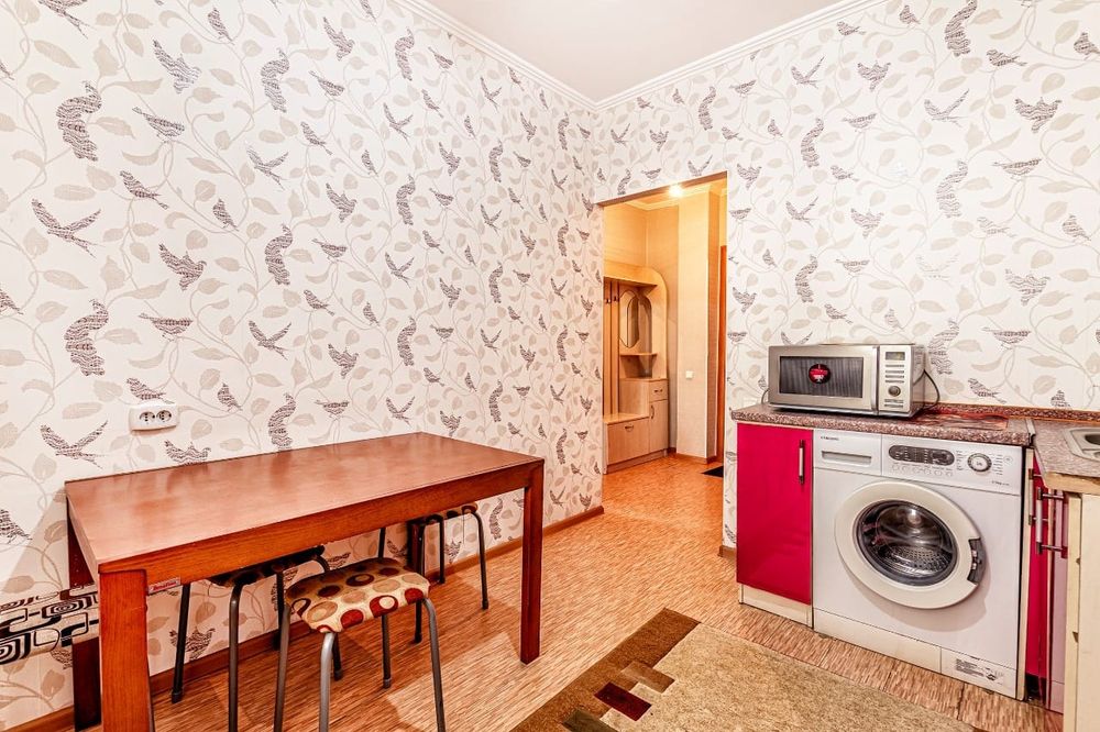 ПО ЧАСАМ,ПОСУТОЧНО 1,2 комнатные квартиры по Момышулы от 9000тг