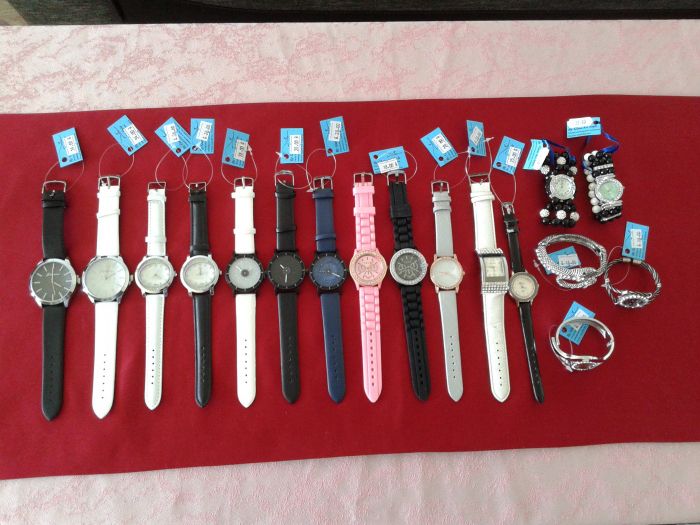 Хит 2020-Екстравагантен дамски ръчен часовник