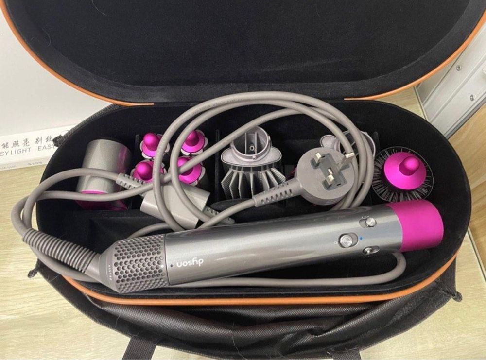 Dyson Airwrap сешоар- маша