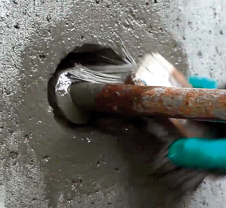 Герметизация мест ввода инженерных коммуникаций