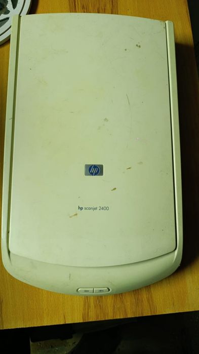 Сканер HP Scanjet 2400 — дешево