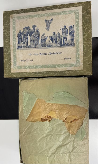 Vechi set figurine “Nasterea Domnului “ BETHLEHEM