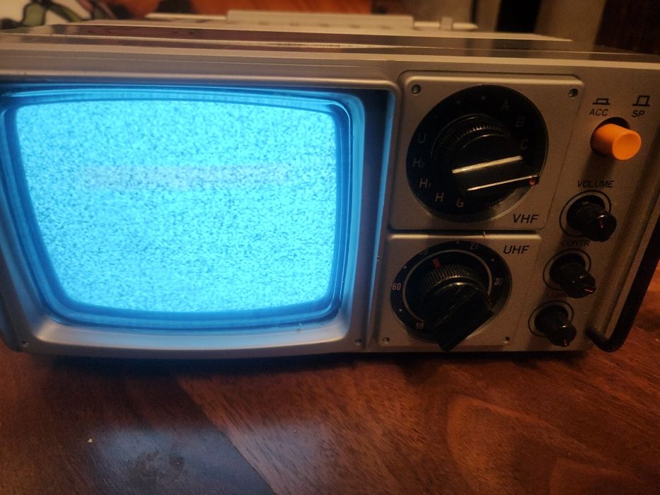 Televizor mic portabil  cu tub