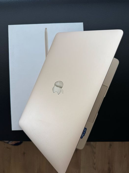 MacBook Retina de 12-inch Rose Gold Ram 8GB Stocare 256GB