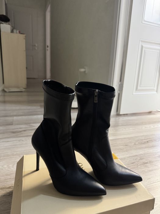 Продам новые  полусапожки