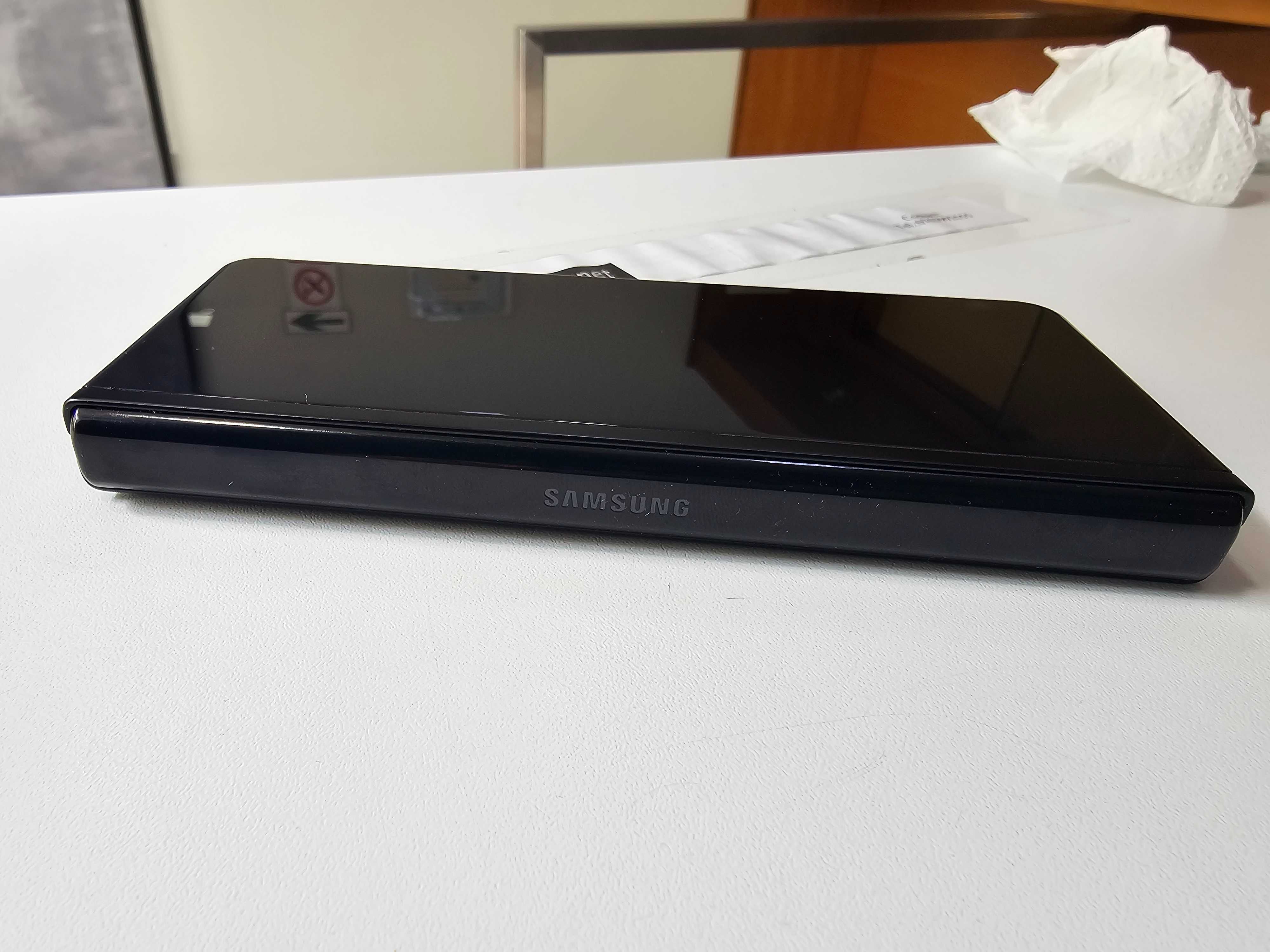 SAMSUNG Z Fold 3 5G 256GB 12GB RAM Full Box - Magazin Cashgen