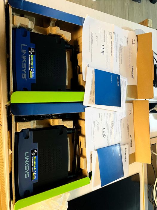 2 X Router wireless Linksys WRT54GL