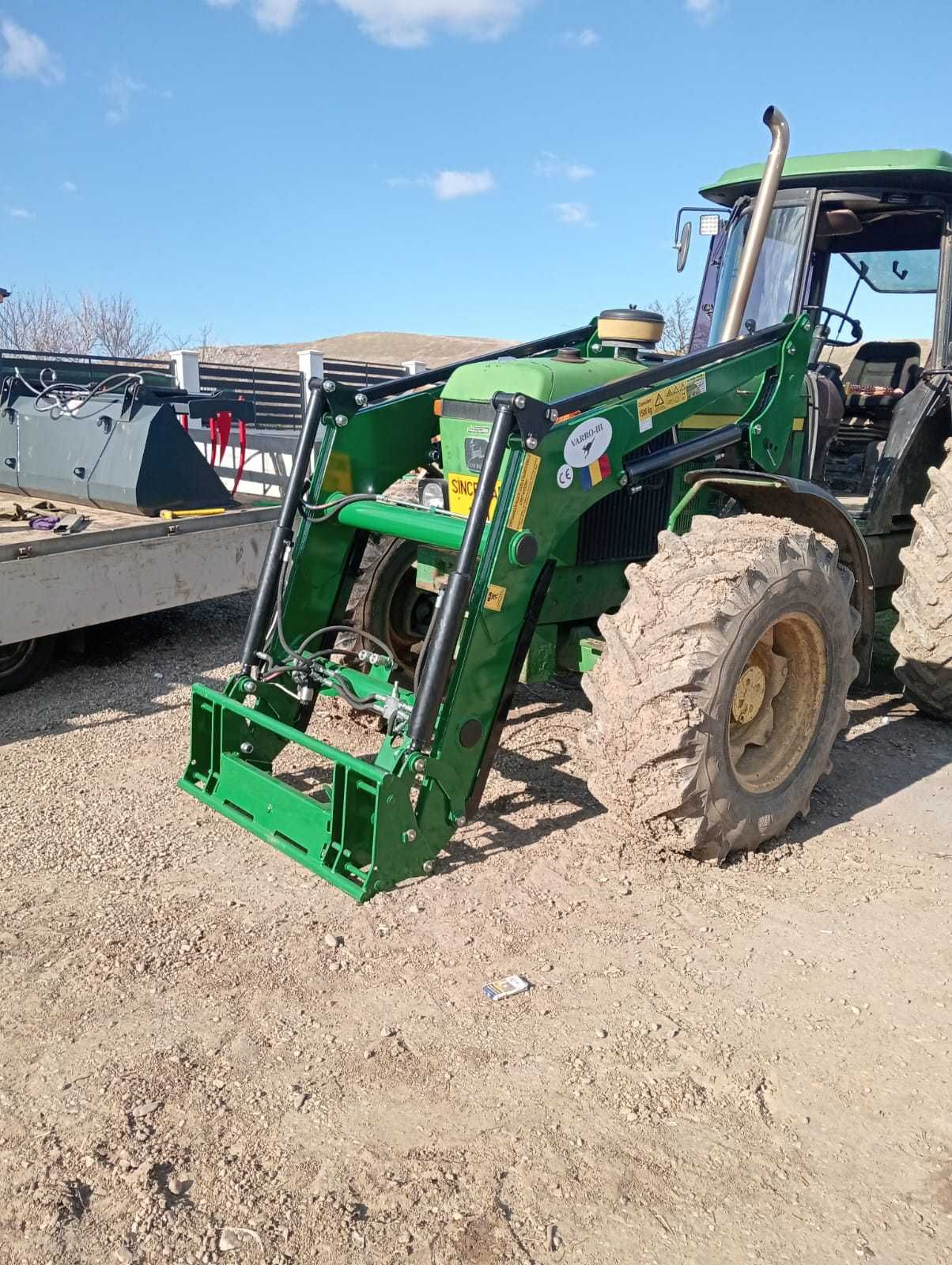 Incarcator frontal VARRO III pentru tractoare