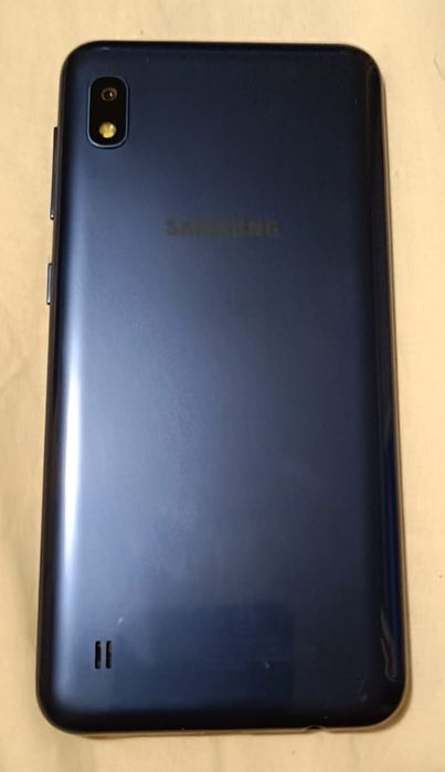 Samsung Galaxy A10, 32 giga, bun pentru aplicatii zilnice