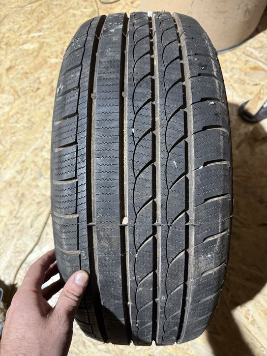 Anvelope iarna Minerva 235 60 16