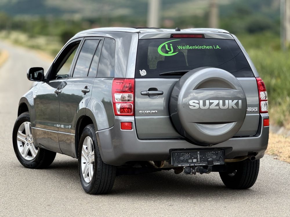 Suzuki grand vitara 1.9 DDIS 129 CP  4WD LIMITED 2009 IMPECABIL