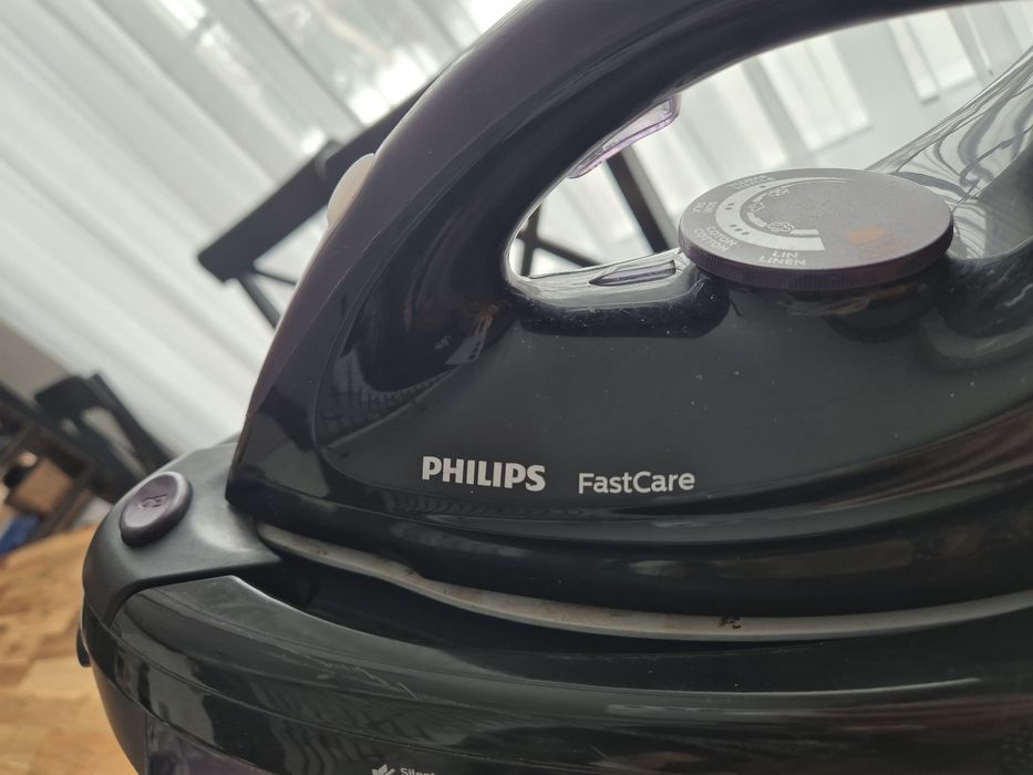 Stație de călcat Philips FastCare