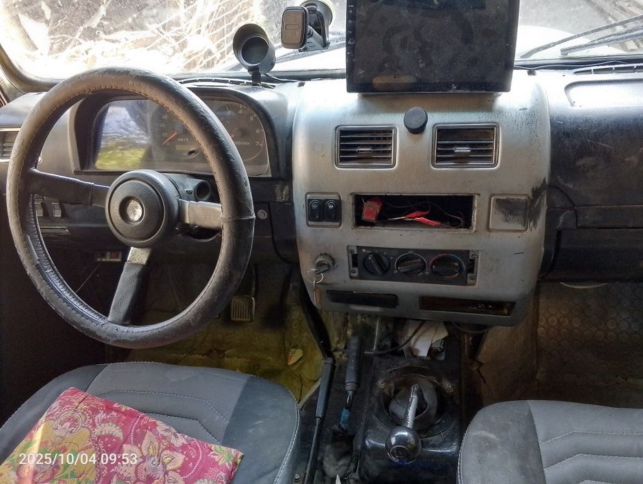 Jeep bj 2023  pricepi bilan srochno sotiladi