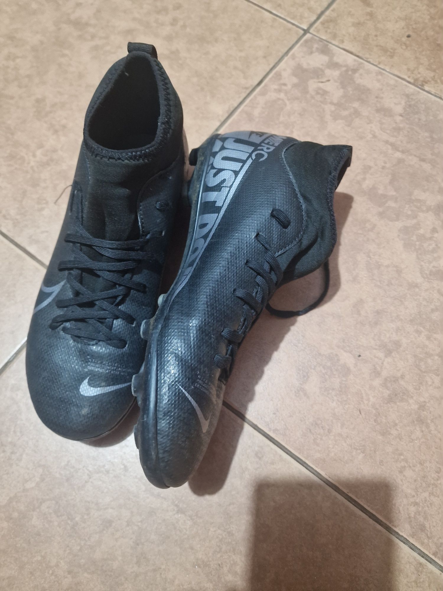 Nike Бутонки mercurial 37.5