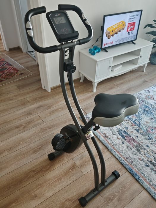 Bicicleta fitness pliabilă