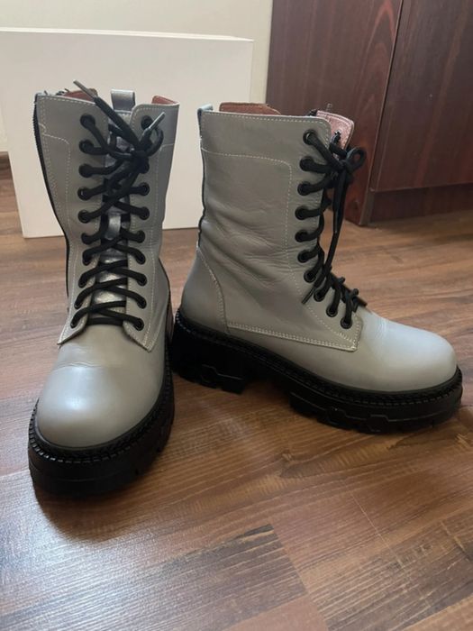 Ghete din piele ,culoare gri /bleo