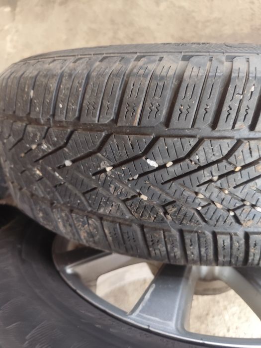 Set cauciuc de iarna 215/65 R 16