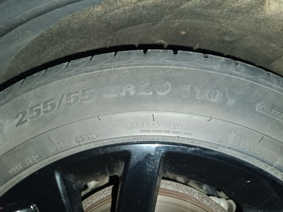 Гуми за джип 255/55 ZR20 Летни и Зимни Kumho