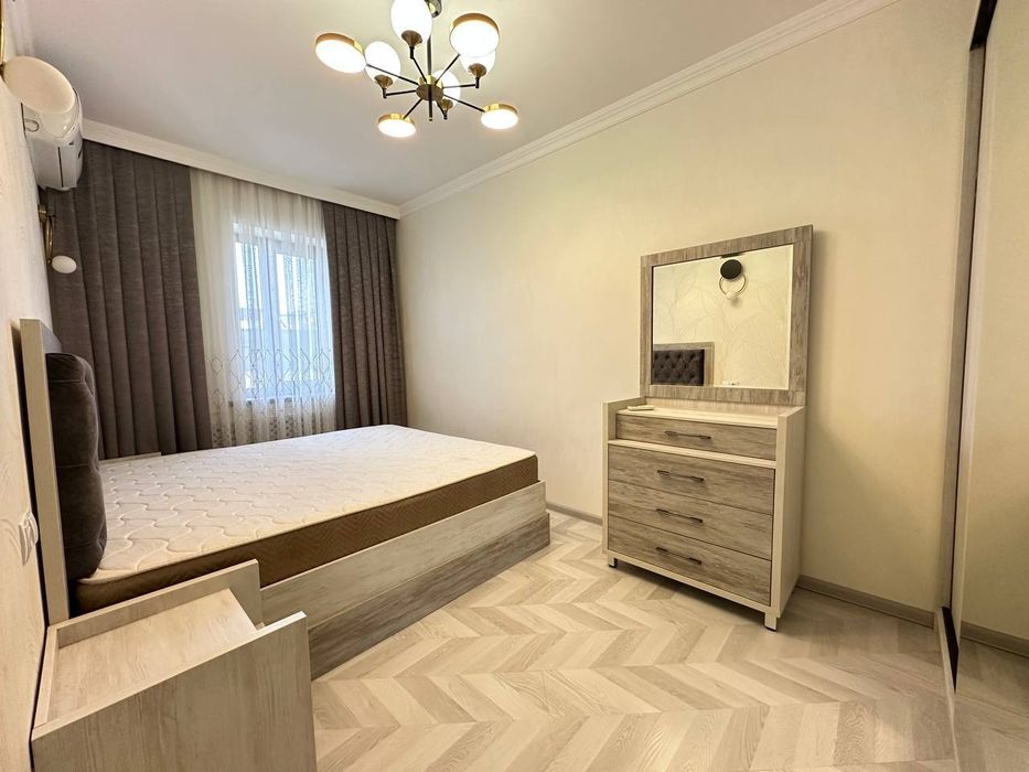 Kvartira sotiladi.Shayxontoxur rayon sebzor. 3/4/9. 70m2.