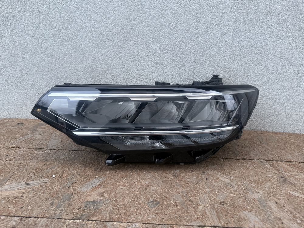 Far stanga VW Passat B8 Facelift Full LED Original Europa
