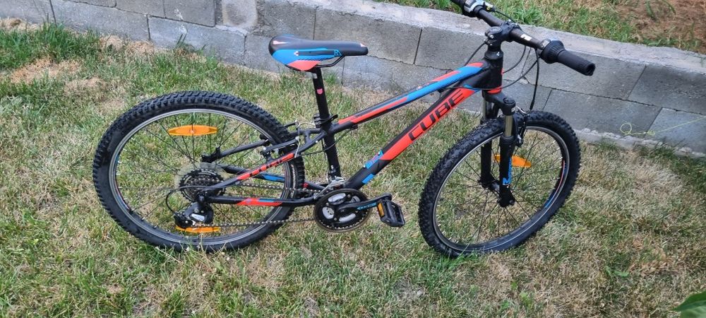 Bicileta copii cube race series