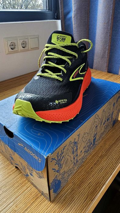Brooks divide gore-tex 45 номер 29 см стелка НОВИ