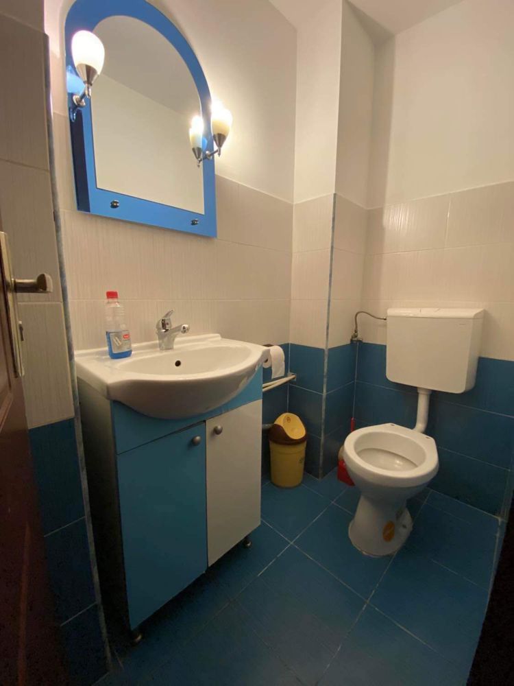 Vand apartament la cheie