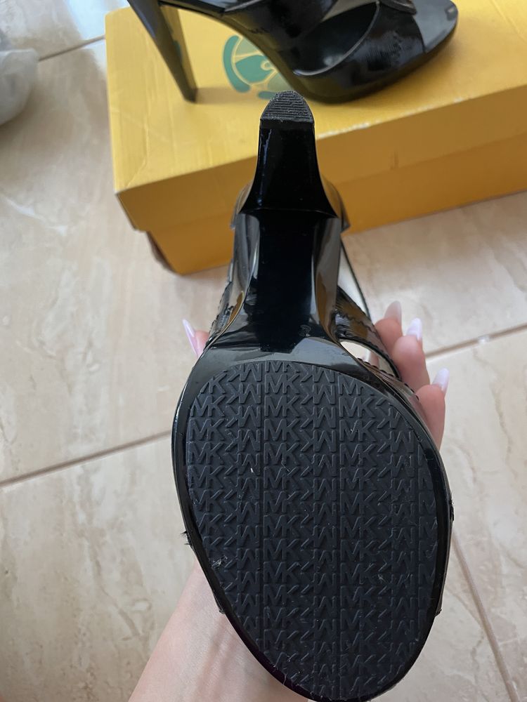 Sandale cu toc Michael Kors