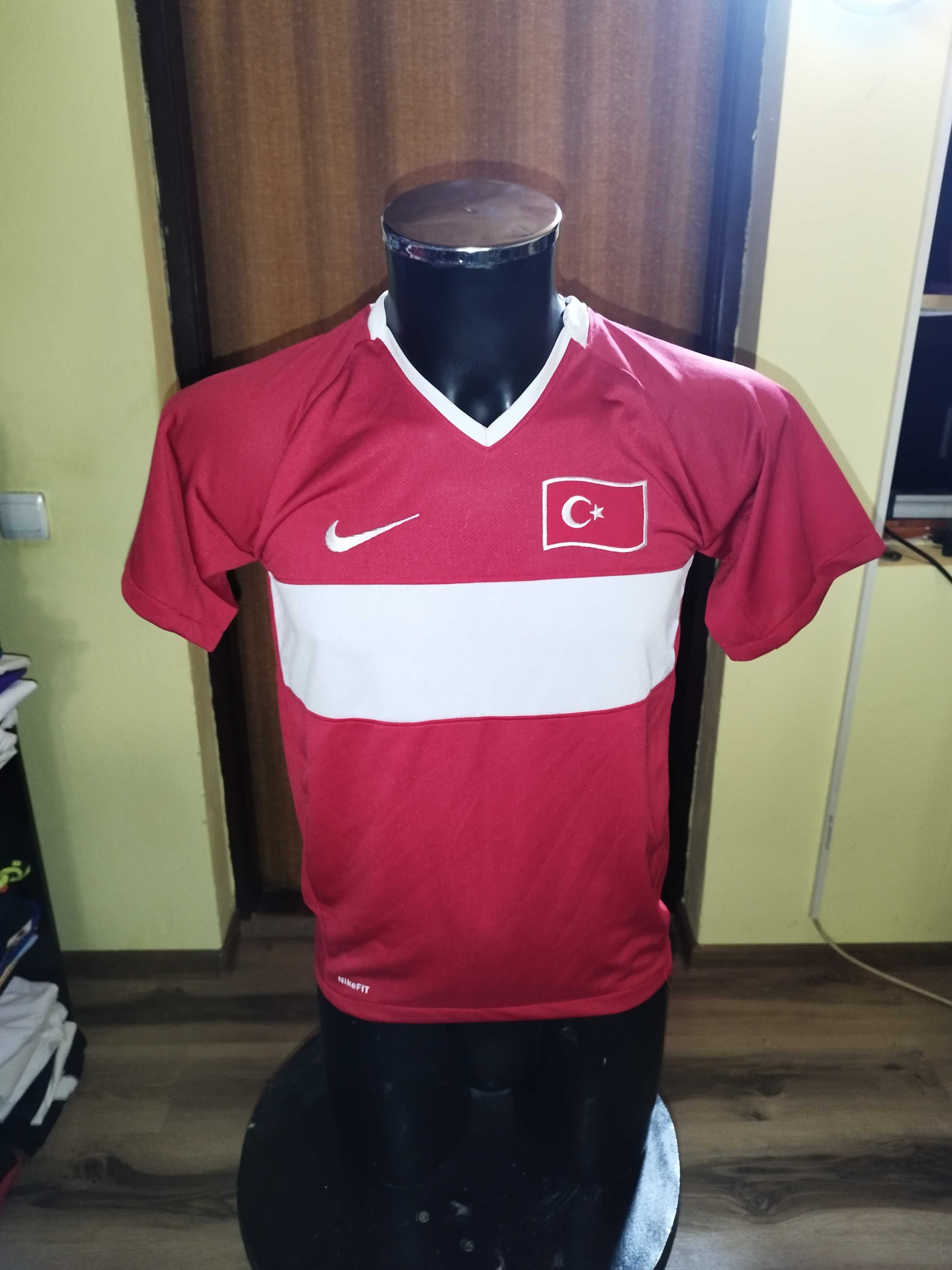 tricou turcia nike nou fara eticheta marimea 176 de adolescenti