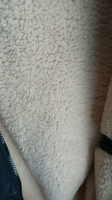 Vând IEFTIN Geaca B blanita