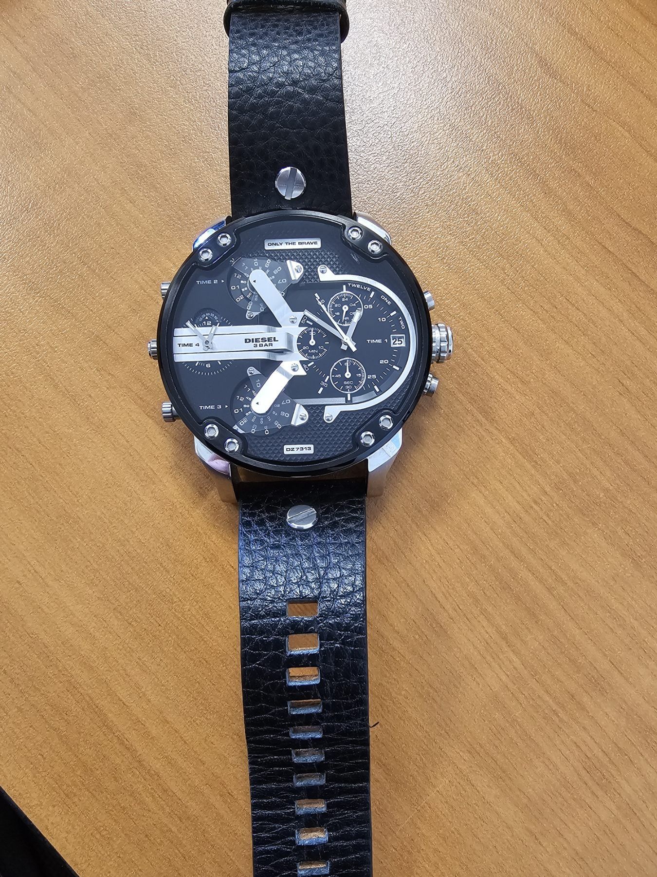 Часовник DIESEL Mr. Daddy