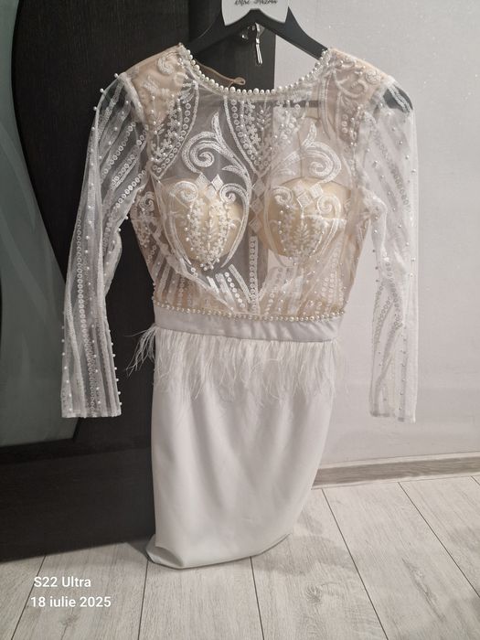 Rochita superba pentru cununie!!!