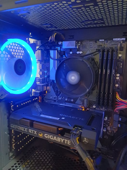 Kit Gaming placa de baza și procesor