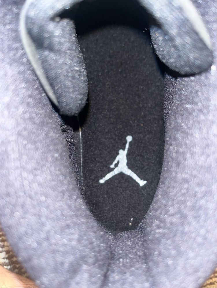 Jordan 11 black cat