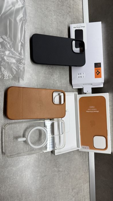 Оригинални Калъф и Clear Case Apple 13 Pro Max+Spigen