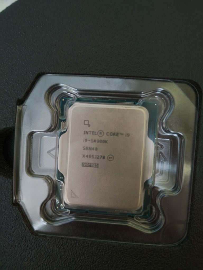 Intel I9 14900k процесор отличен