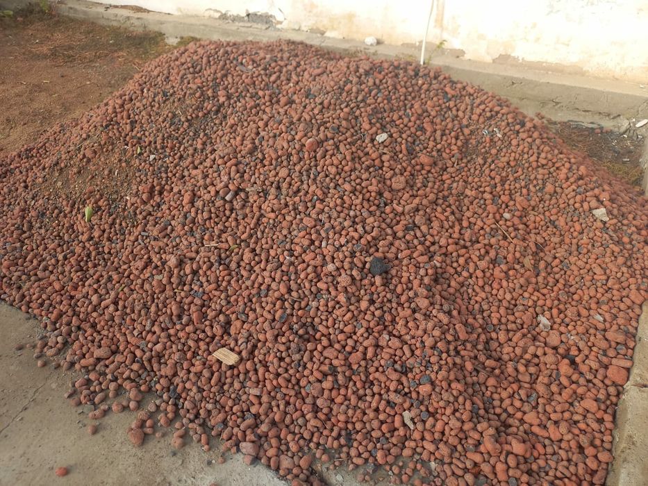 Керамзит сатылады, Пугачев остановкасы