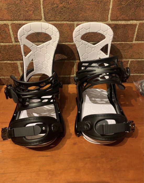 Legaturi snowboard noi Burton Smalls 35-40