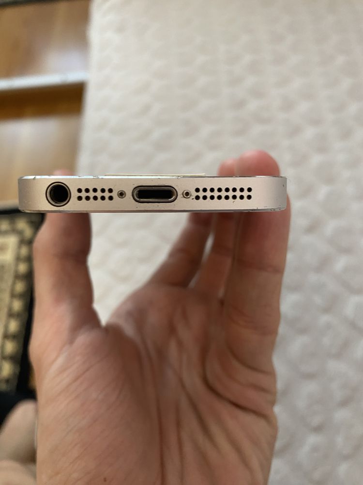 iPhone 5 pentru piese