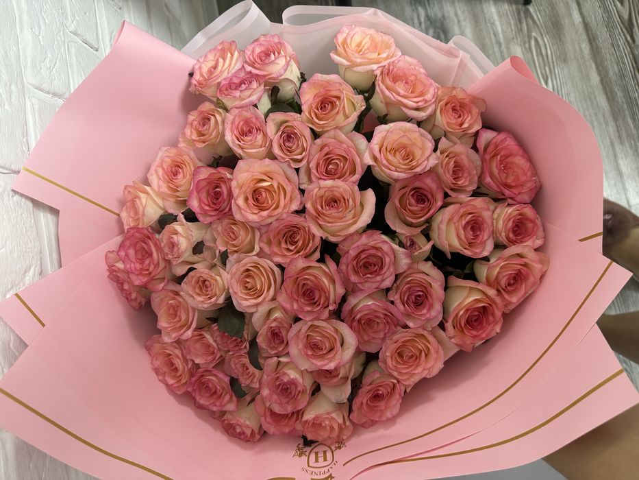 Цветы роза, свежая