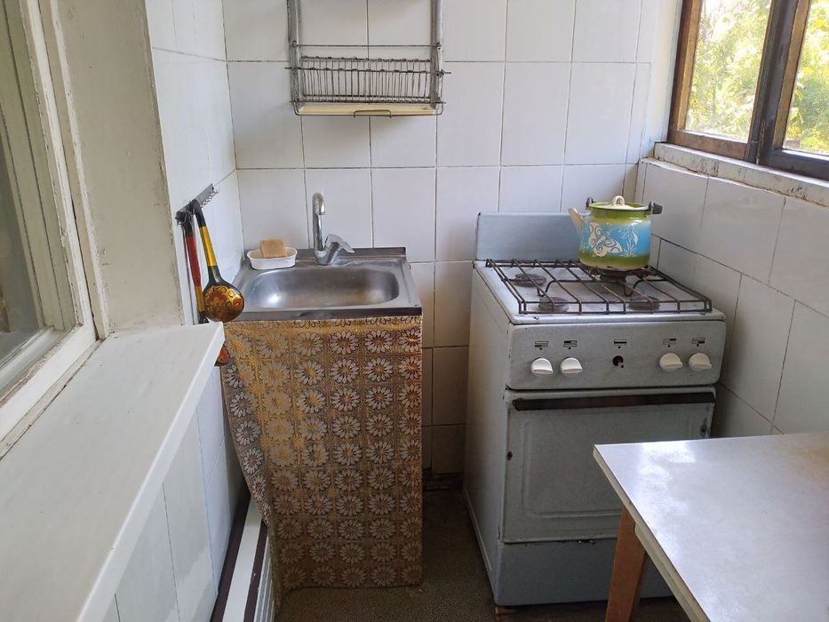 Аренда Чиланзар 18 1/3/4 балкон 1,5*3