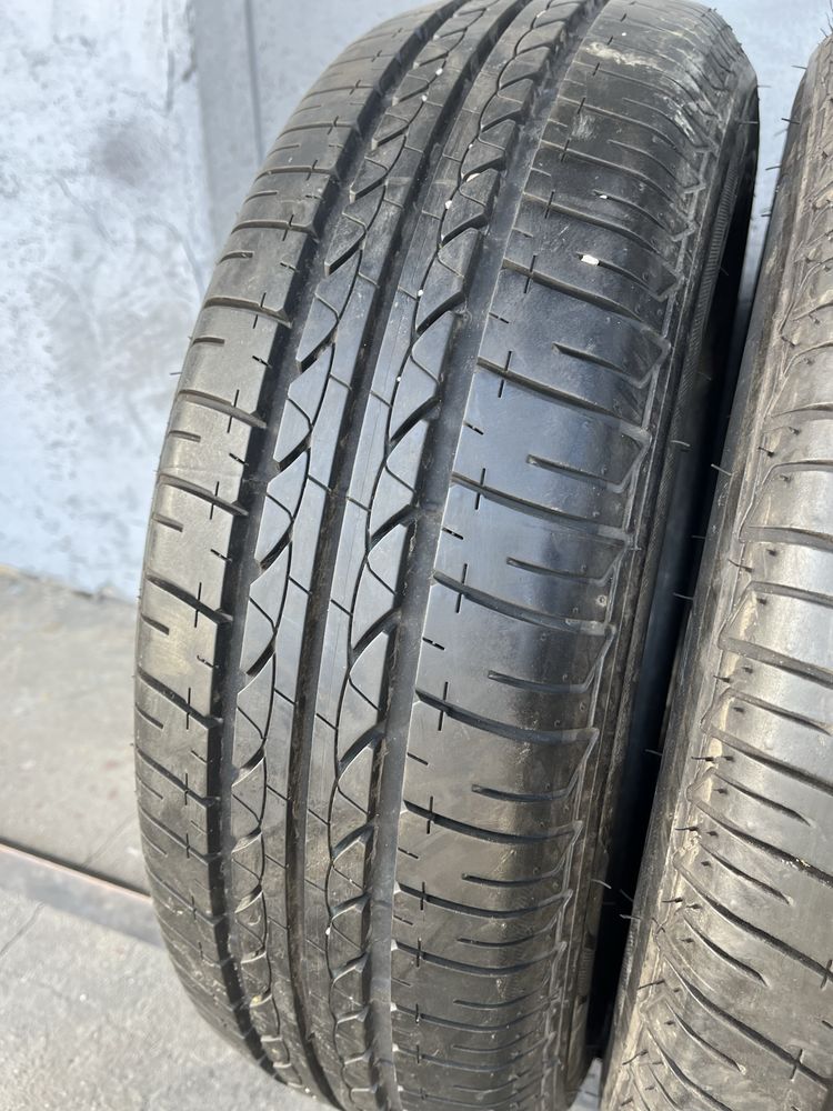 2 бр. летни гуми 185/65/15 Bridgestone DOT 1917 7,5 mm