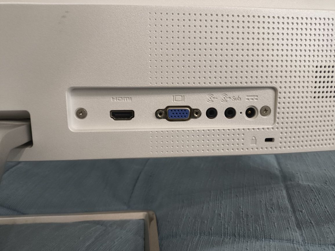 Монитор HP 24fw/ не рабочий, на запчясти