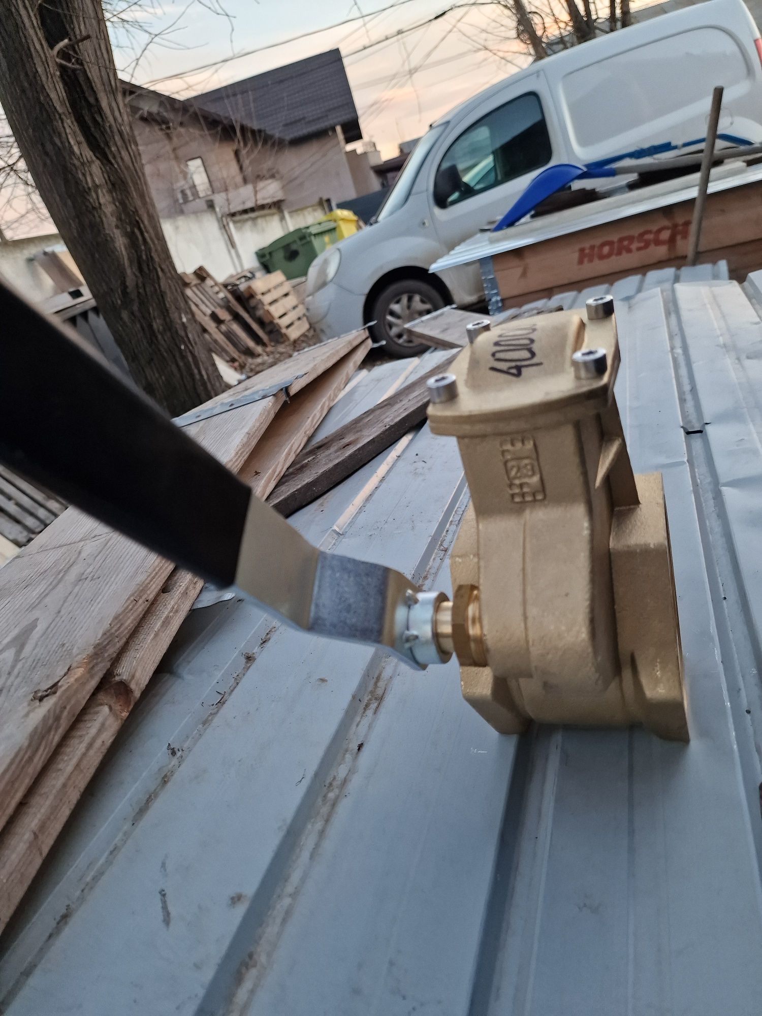 Robinet vidanja 4 toli cu filete și  maneta lateral preț 1150 lei preț
